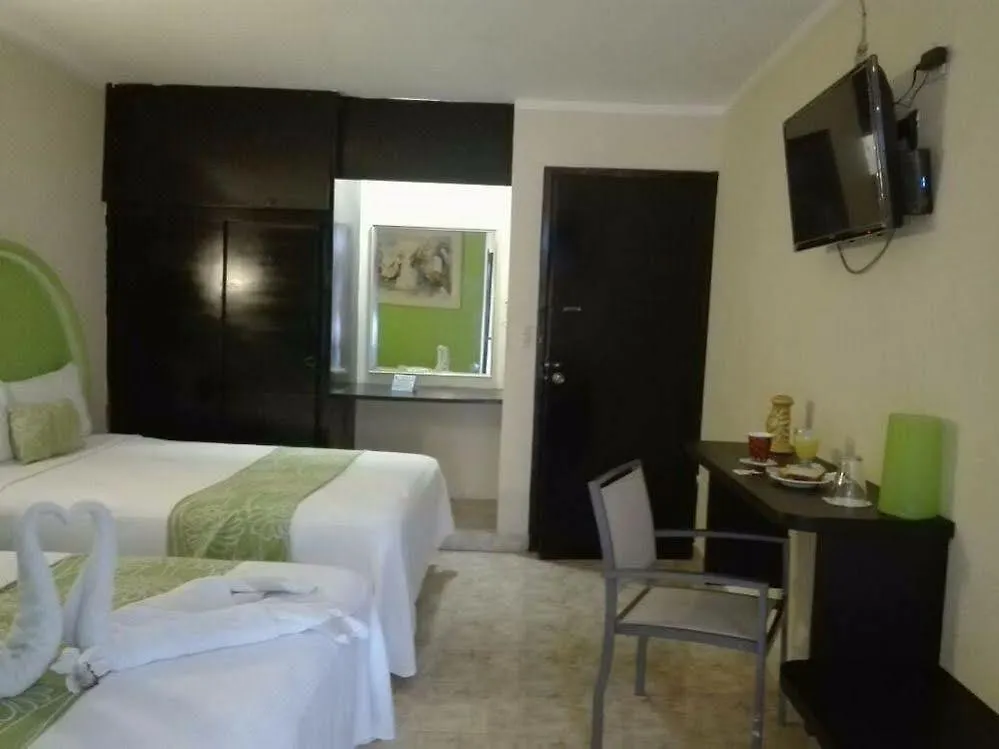Cotty Internacional Hotel Cancun 3*,  Mexico