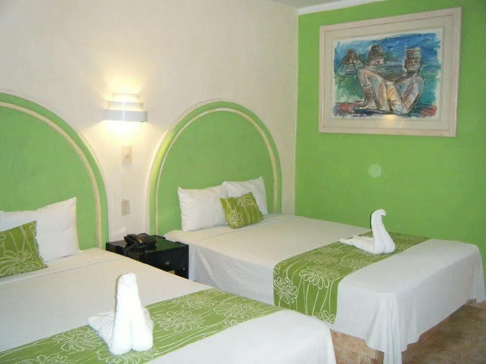 ***  Cotty Internacional Hotel Cancun Mexico