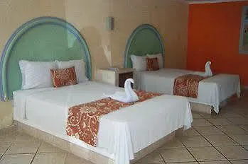 ***  Cotty Internacional Hotel Cancun Mexico